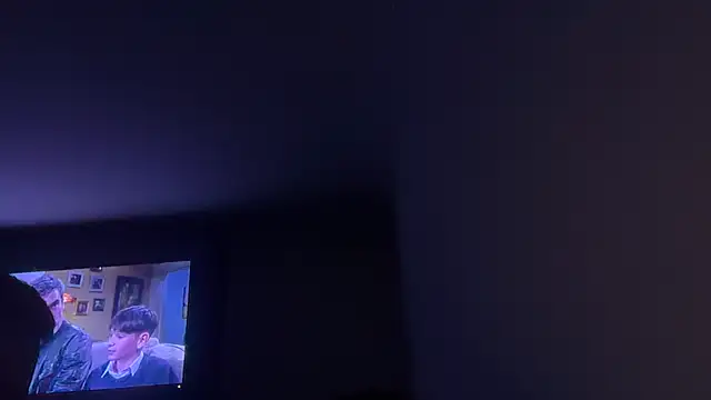 Snapshot of houy111111 chatting on 10/16/25, 07:22 houy111111 online show from 10/16/25, 07:22