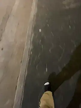 Snapshot of Lahcene chatting on 01/09/26, 09:00 Lahcene online show from 01/09/26, 09:00