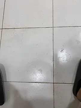 Snapshot of Lahcene chatting on 02/11/26, 02:39 Lahcene online show from 02/11/26, 02:39