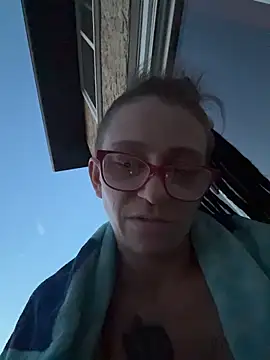 Stonermama666420 online show from 05/19/26, 04:08