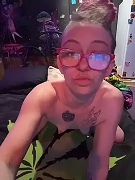 Stonermama666420 online show from 03/04/26, 05:04