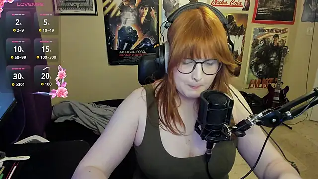 Snapshot of HannahCastle96 chatting on 03/16/26, 01:02 HannahCastle96 online show from 03/16/26, 01:02