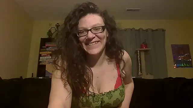 kitwithclaws420 online show from 12/29/24, 11:50