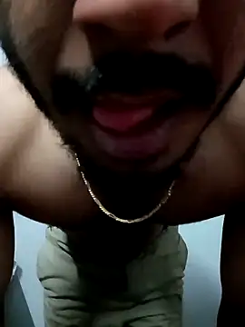 Snapshot of jaiwrld0 chatting on 11/14/25, 07:06 jaiwrld0 online show from 11/14/25, 07:06