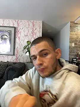 Snapshot of AbadSpears chatting on 03/20/25, 03:36 AbadSpears online show from 03/20/25, 03:36