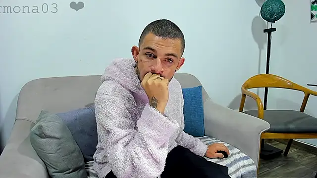 Snapshot of AbadSpears chatting on 03/19/25, 02:05 AbadSpears online show from 03/19/25, 02:05