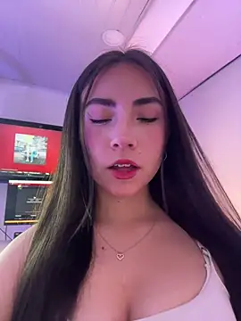 Melody 04 online show from 11/30/25, 04:57