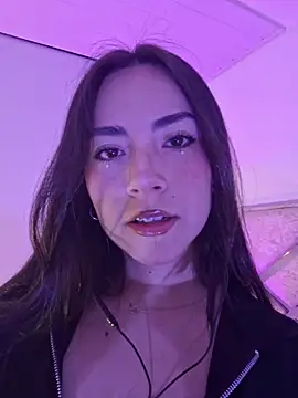 Melody 04 online show from 11/07/25, 03:22