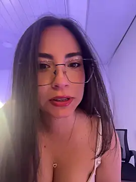 Melody 04 online show from 01/08/26, 03:56