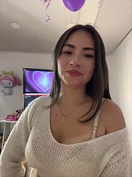 Snapshot of Melody_04 chatting on 02/25/26, 03:18 Melody 04 online show from 02/25/26, 03:18