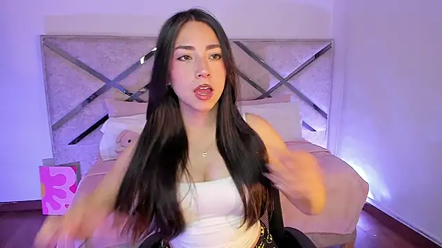 Melody 04 online show from 10/29/25, 02:21