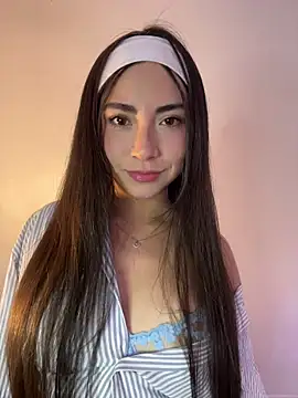 Melody 04 online show from 05/10/26, 02:59