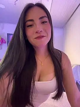 Snapshot of Melody_04 chatting on 02/22/26, 04:04 Melody 04 online show from 02/22/26, 04:04