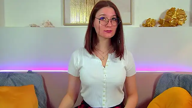 Snapshot of VictoriaArdern chatting on 09/28/25, 06:31 VictoriaArdern online show from 09/28/25, 06:31