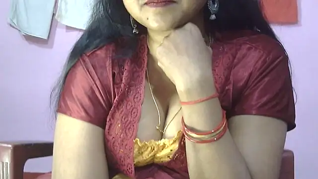 Snapshot of Suhana-sapna chatting on 04/08/26, 03:13 Suhana-sapna online show from 04/08/26, 03:13