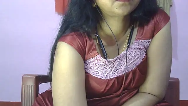 Snapshot of Suhana-sapna chatting on 04/05/26, 05:19 Suhana-sapna online show from 04/05/26, 05:19