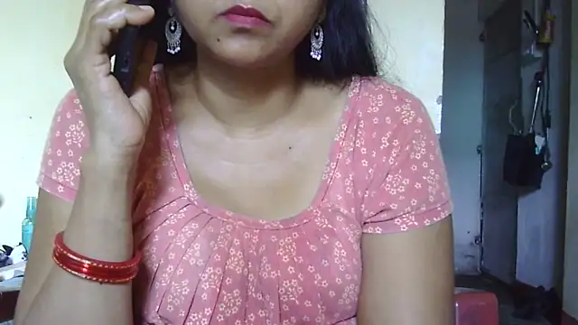 Snapshot of Suhana-sapna chatting on 10/05/25, 06:04 Suhana-sapna online show from 10/05/25, 06:04