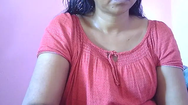 Snapshot of Suhana-sapna chatting on 03/02/26, 04:13 Suhana-sapna online show from 03/02/26, 04:13