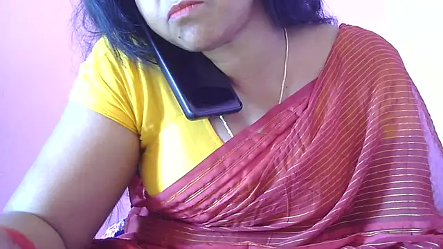 Snapshot of Suhana-sapna chatting on 02/09/26, 04:32 Suhana-sapna online show from 02/09/26, 04:32