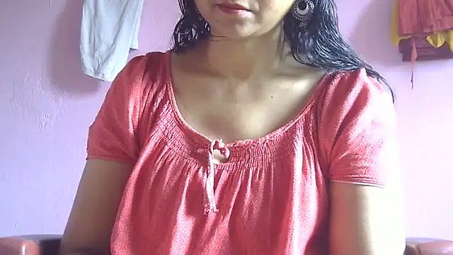 Snapshot of Suhana-sapna chatting on 05/08/26, 02:26 Suhana-sapna online show from 05/08/26, 02:26