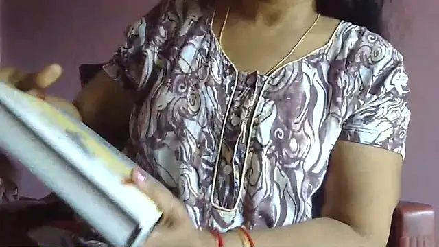 Snapshot of Suhana-sapna chatting on 04/02/26, 03:46 Suhana-sapna online show from 04/02/26, 03:46