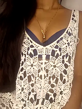 Snapshot of sexyriya_008 chatting on 09/20/25, 06:46 sexyriya 008 online show from 09/20/25, 06:46