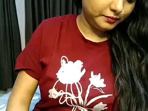 Snapshot of Hritvika chatting on 10/16/25, 02:47 Hritvika online show from 10/16/25, 02:47