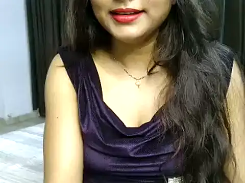 Snapshot of Hritvika chatting on 06/23/26, 02:26 Hritvika online show from 06/23/26, 02:26