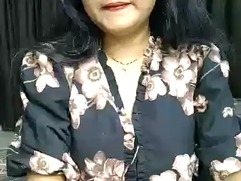Snapshot of Hritvika chatting on 05/12/26, 03:07 Hritvika online show from 05/12/26, 03:07
