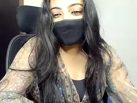 Snapshot of Hritvika chatting on 03/07/25, 05:08 Hritvika online show from 03/07/25, 05:08