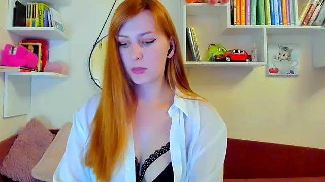 liya gorgeous online show from 10/30/25, 06:27