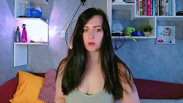 liya gorgeous online show from 05/13/26, 12:12