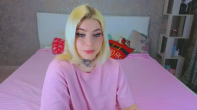 Snapshot of NikaRocks chatting on 02/11/26, 05:57 NikaRocks online show from 02/11/26, 05:57