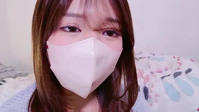 Snapshot of Runarunapi chatting on 11/15/25, 02:43 Runarunapi online show from 11/15/25, 02:43