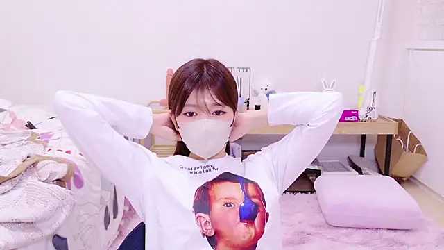 Snapshot of Runarunapi chatting on 10/04/25, 05:20 Runarunapi online show from 10/04/25, 05:20