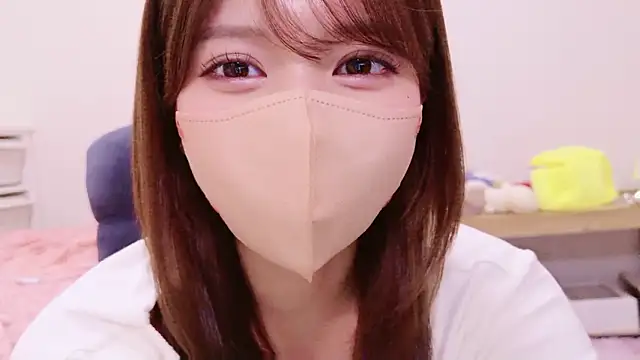 Snapshot of Runarunapi chatting on 10/10/25, 12:50 Runarunapi online show from 10/10/25, 12:50