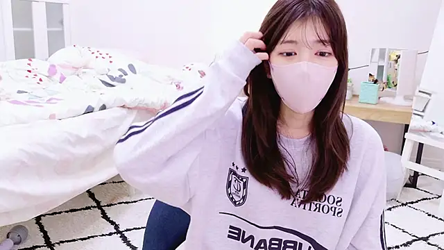 Snapshot of Runarunapi chatting on 01/24/25, 12:31 Runarunapi online show from 01/24/25, 12:31