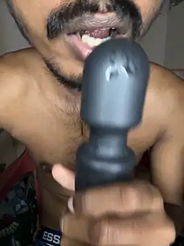 mahiking online show from 10/28/25, 06:40