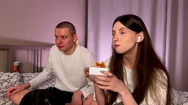 eternal dream  online show from 12/13/24, 07:32