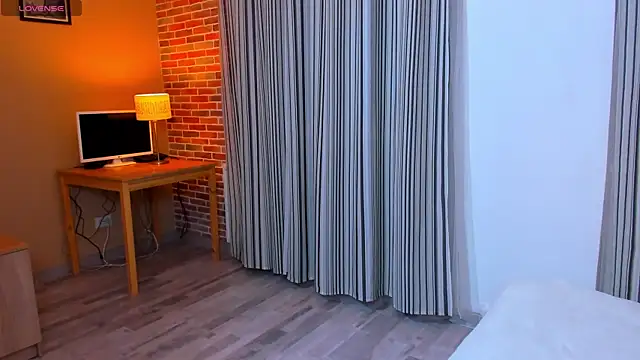 Snapshot of Venera66615 chatting on 02/26/26, 03:56 Venera66615 online show from 02/26/26, 03:56