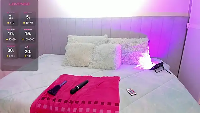 Snapshot of natasha_adams22 chatting on 09/20/25, 02:05 natasha adams22 online show from 09/20/25, 02:05