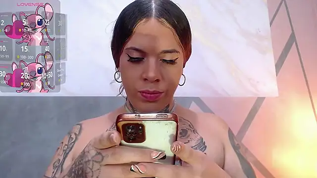 Snapshot of BriannaSweet_ chatting on 03/07/25, 02:01 BriannaSweet online show from 03/07/25, 02:01