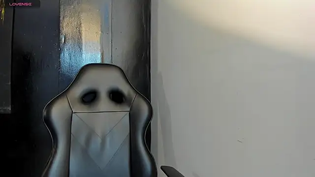 Flynn Riider online show from 09/23/25, 11:28