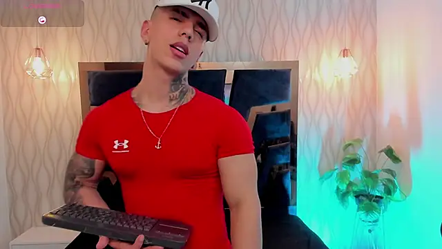 Flynn Riider online show from 02/21/26, 06:37