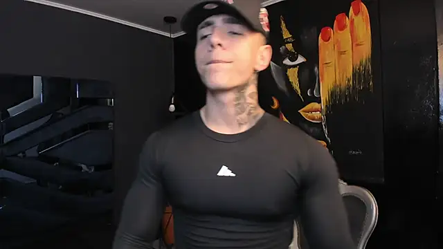 Flynn Riider online show from 10/16/25, 05:21