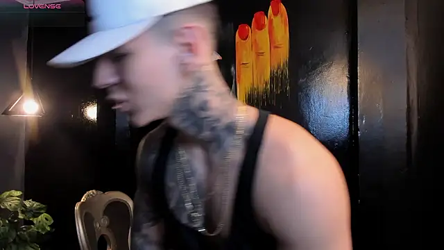 Flynn Riider online show from 02/02/26, 05:23