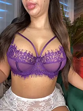 Nicole Diva online show from 11/22/25, 05:39