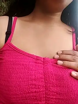 Danna-linyi online show from 02/14/25, 02:12