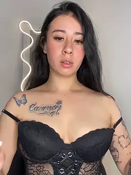 Zoee t online show from 10/31/25, 03:58