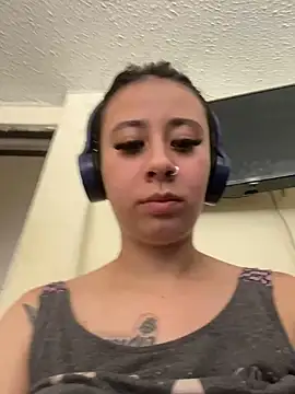 Zoee t online show from 02/06/25, 06:35